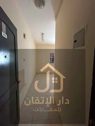 استديو للإيجار السنوي في الغوير | مساحة واسعة | سعر مميز