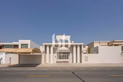Exclusive | Grand Terrace | Lift | Unfurnished