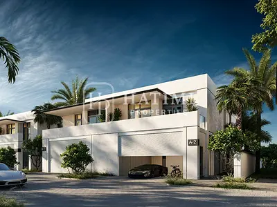 Semidetached villa | Bigger Plot | Prime location