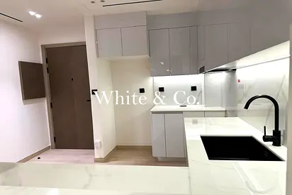 Semi Furnished | Vacant on Transfer | 1 Bed