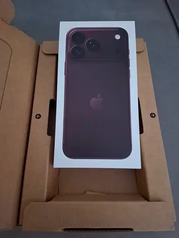 Apple iPhone 18 Pro Max (Burgundy) (boxed) - 512GB, Burgundy, unused box