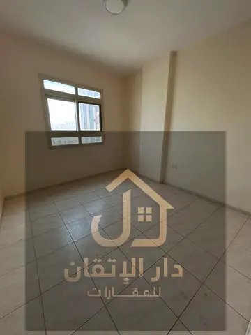 فرصة ذهبية للإيجار شقة غرفتين وصاله منطقه المجرة موقع استراتيجي  يوجد تكيف مركزي