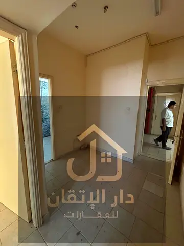 *Studio with Separate Kitchen For Annual Rent in Al Nabaah - AED 17,000*