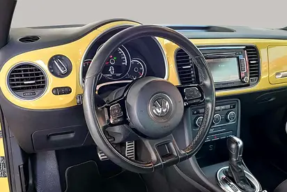 2015 Volkswagen BEETLE — миниатюра 11