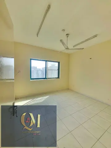 2BHK APARTMENT//GOOD LOCATION NEAR NY PARK//FULLY FIMLY BUILDING RENT ONLY 34K