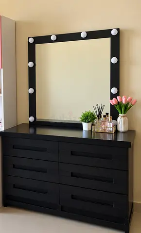 Black 6-Drawer Dresser with Lighted Vanity Mirror - Good Condition