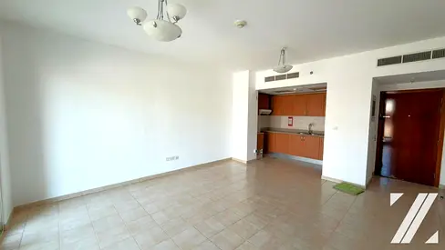 Vacant | Spacious 1 Bedroom | Private Courtyard
