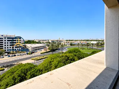 Stunning 3B/R | Unfurnished | Ready to move