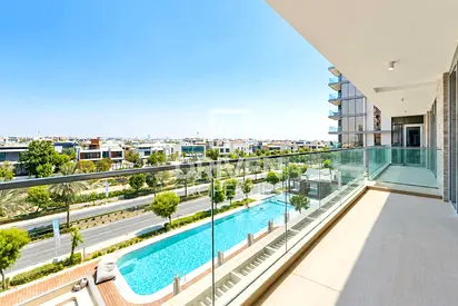 Pool and Villa View | Maids | Prime Parking Spot