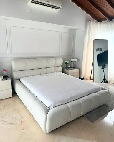 Modern White Upholstered King Bed with Padded Headboard