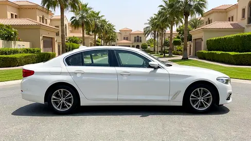 2020 BMW 5-SERIES 照片 5