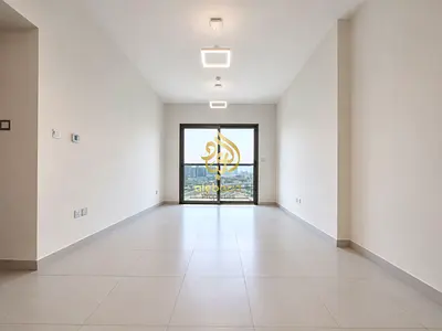 Book Now ! Luxury Apartment | Bright And Elegant | Huge Balcony