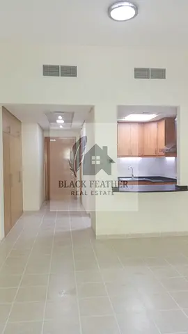 12 Cheqs Studio Next to Metro Ready to move @ 45k
