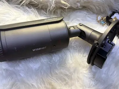 Hanwha Wisenet Outdoor Bullet Network Security Camera
