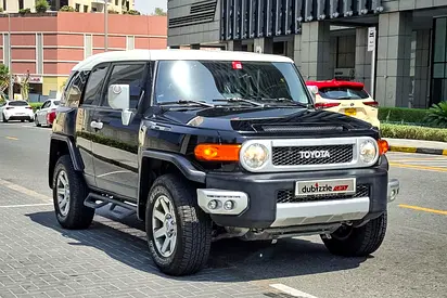 AED 2216/month | 2017 Toyota FJ Cruiser | GCC Specs | Ref#523570