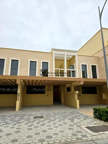 Spacious 4BR Villa | Courtyard & Community Views | Malta