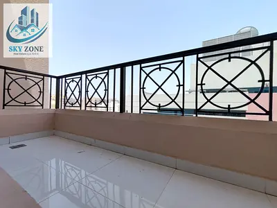 LIKE A NEW ULTRA LUXURIOUS AND SPACIOUS 1 BEDROOM WITH CLOSED KITCHEN NEAR TO OUE OWN SCHOOL AND PARKING. .