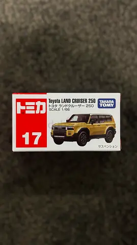 Tomica No.17 Toyota Land Cruiser Prado 250 1/66 Diecast ( Takara Tomy )