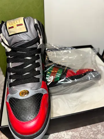 Gucci low-top sneakers, size unknown - red/black/grey, like new