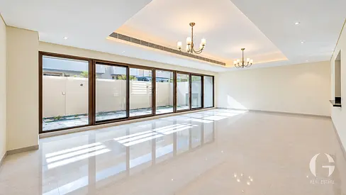 Landscaped | 4 Bed Plus Maid | Closed kitchen