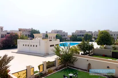 Spacious 3 Bedroom Townhouse For Sale in Al Hamra Village