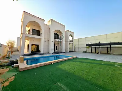 Spacious Villa | Private Pool | Prime Family Home