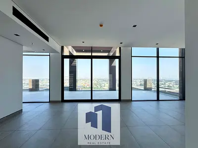 Luxurious Unit | Downtown View | Higher Floor
