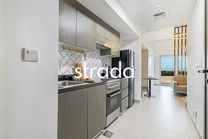Fully furnished | Vacant | Studio