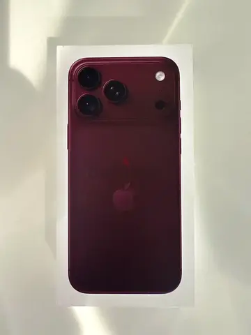 iPhone 18 Pro Burgandy 256GB