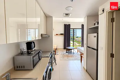 Una Studio | Pool View | Furnished & Ready