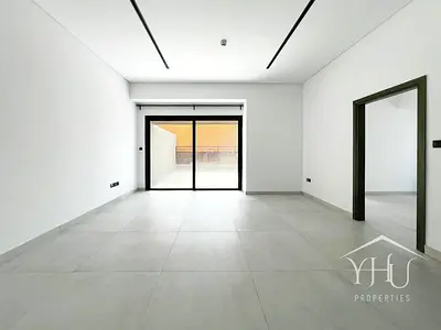 Large Layout | Vacant | High Quality Finishes