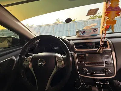 2017 Nissan ALTIMA — фото 6