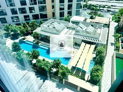 LAVISH SPACIOUS LUSH FULLY FURNISHED STUSIO APARTMENT POOL VIEW