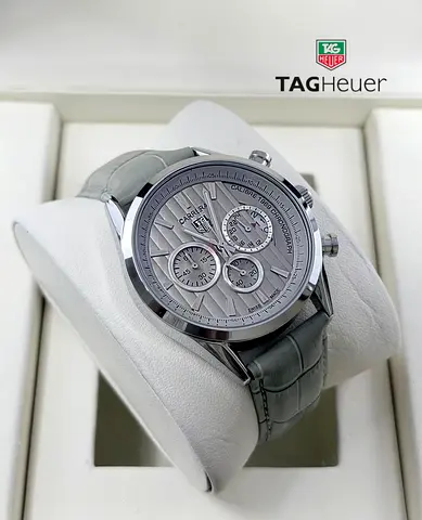 TAG heuer carrera mens quartz chrono watch