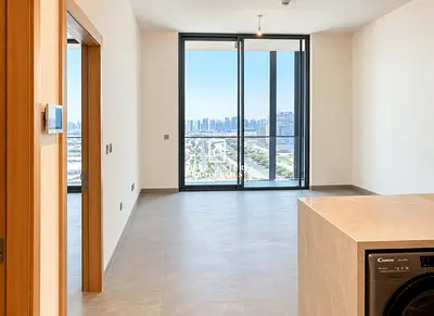 IMPRESSIVE APARTMENT | BRIGHT & SPACIOUS | HIGH FLOOR