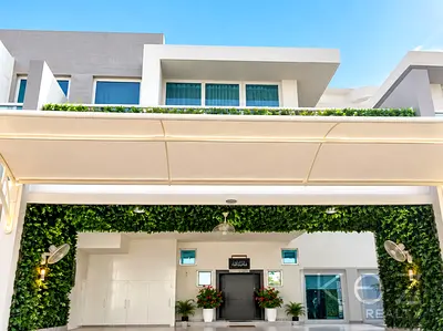 3BR Middle Townhouse | Extended Living Area | Rented AED 95K | AED 2M