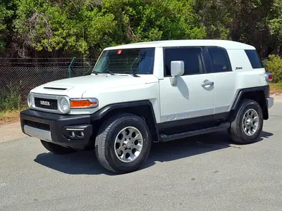 Toyota FJ Cruiser GXR 2013 GCC Specs