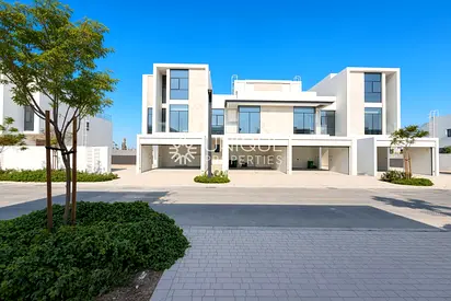 Exclusive | Close to lagoon | MBR Specialist