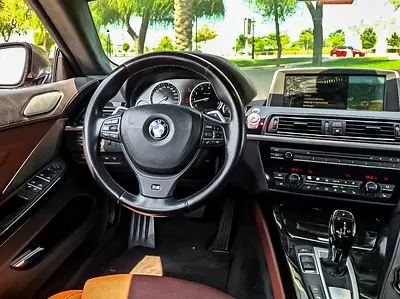 صورة 10 لـ 2013 BMW 6-SERIES