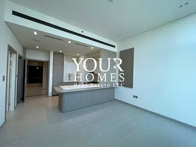 Brand New | Premium Quality | Private Jacuzzi