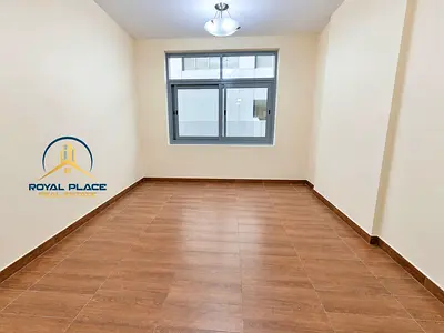 Spacious Studio | Attached Wardrobe | Vacant