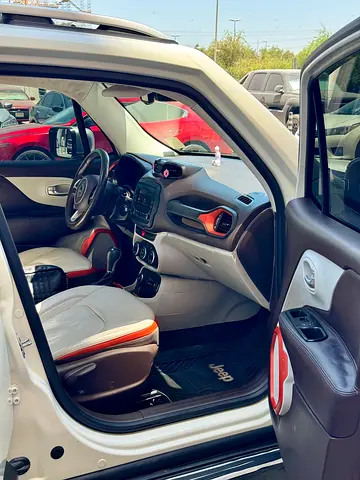 2015 JEEP RENEGADE 照片 4
