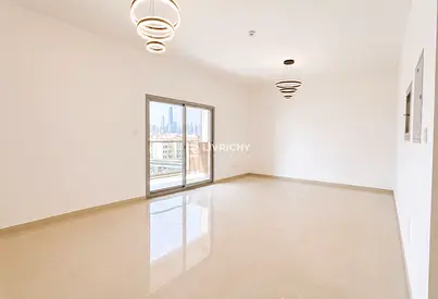 SPACIOUS | BRAND NEW | NEAR METRO