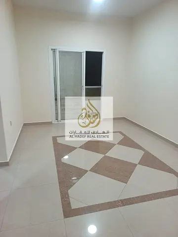 شقة مميزة,بلكونة,صيانة مجانية,مساحة واسعة,موقع مميز,سهل الوصول