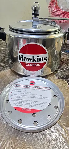 Hawkins CLASSIC pressure cooker