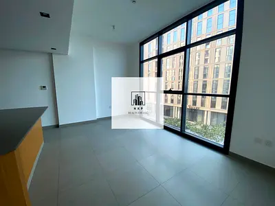 Specious luxury apartment for rent