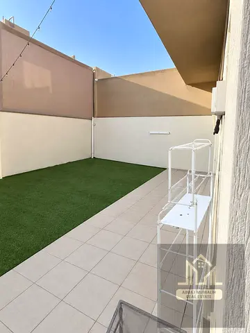 LUXURY VILLA AVAILABLE YEARLY READY TO MOVE SHARJAH NASMA RESIDENCE 3BHK BRQ SITTING AREA HUGE SIZE VILLA