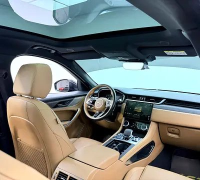 2021 Jaguar F-PACE — фото 10