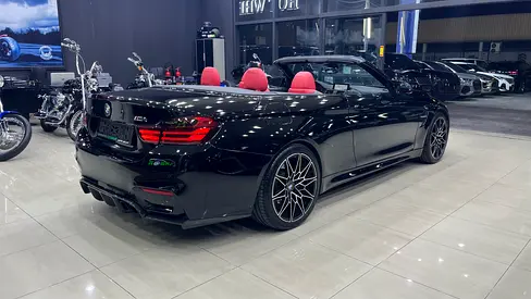 صورة مصغرة 13 لـ 2015 BMW M4