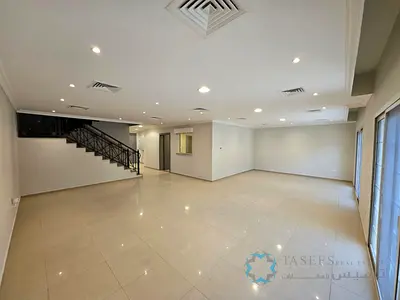 فيلا واسعة من 4 غرف نوم للإيجار في القرهود